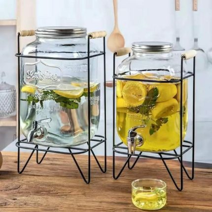 Glass juice dispenser